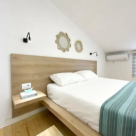 The Little House Apartment *